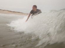 paul looks for shoulder.JPG